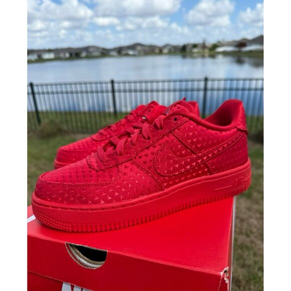 5Y | 6.5 WOMEN’S NIKE AIR FORCE LOW IQ2748-600 RED SNEAKERS TRIPLE RED main image 8